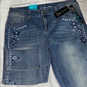 INC INTERNATIONAL CONCEPTS
 DENIM JEANS